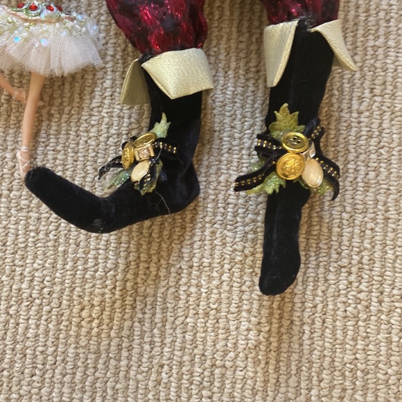 Mark Roberts Christmas Santa Fairy - Picture 3 of 15